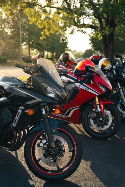 Dem2sBikeNight626_526.jpg