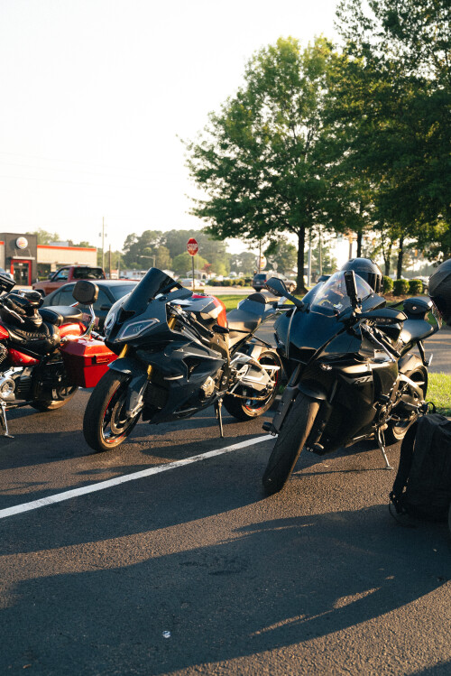 Dem2sBikeNight626_529.jpg