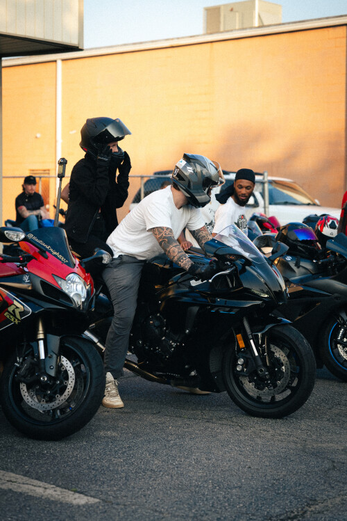 Dem2sBikeNight626_537.jpg